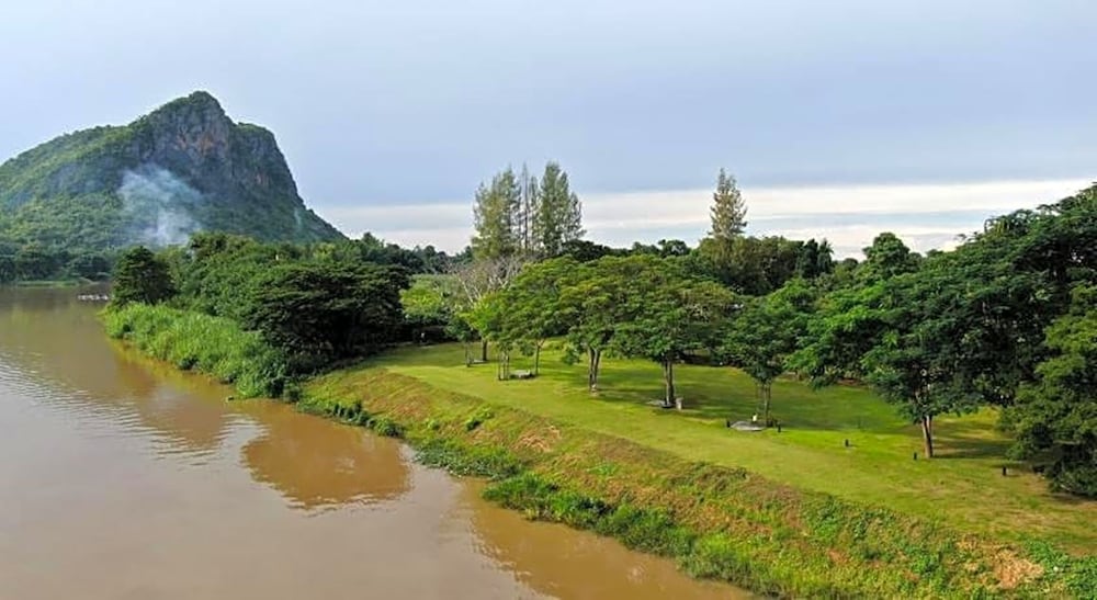 River Kwai Kiri Resort 70/75