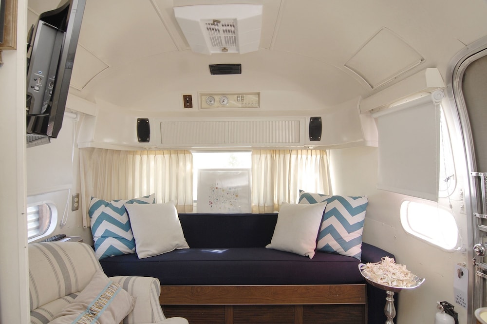 Palm Canyon Hotel and RV Resort 51/73