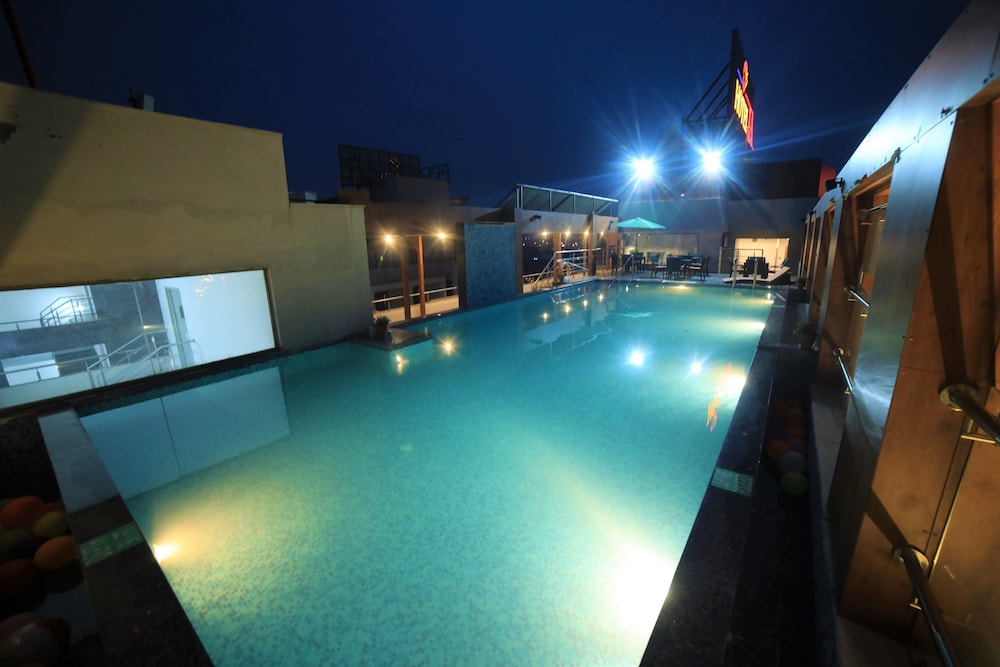 Hotel La New Delhi 38/40