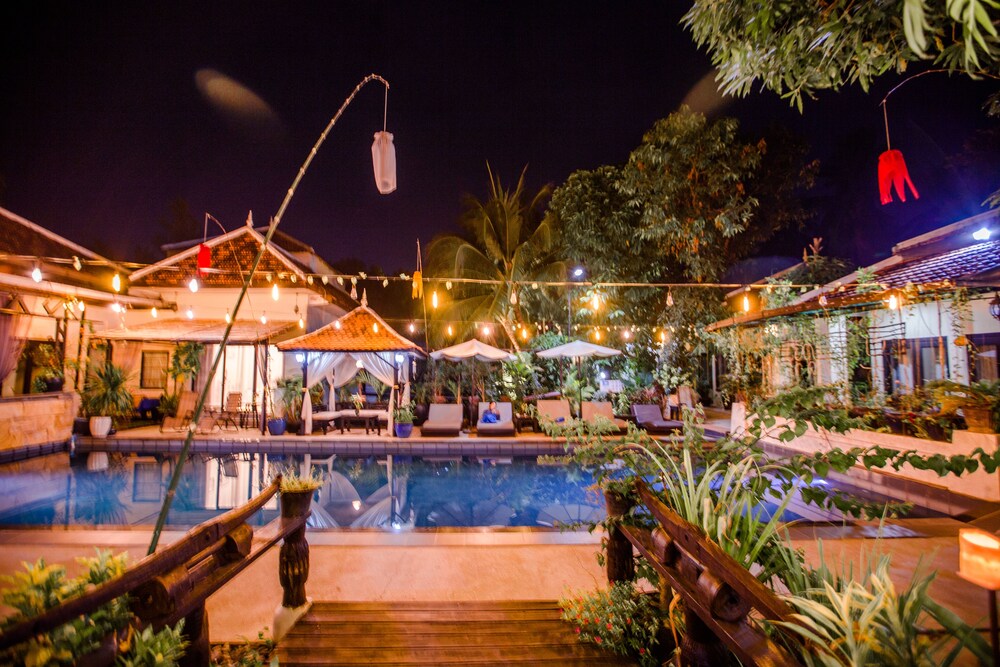 The Sanctuary Villa 8/66
