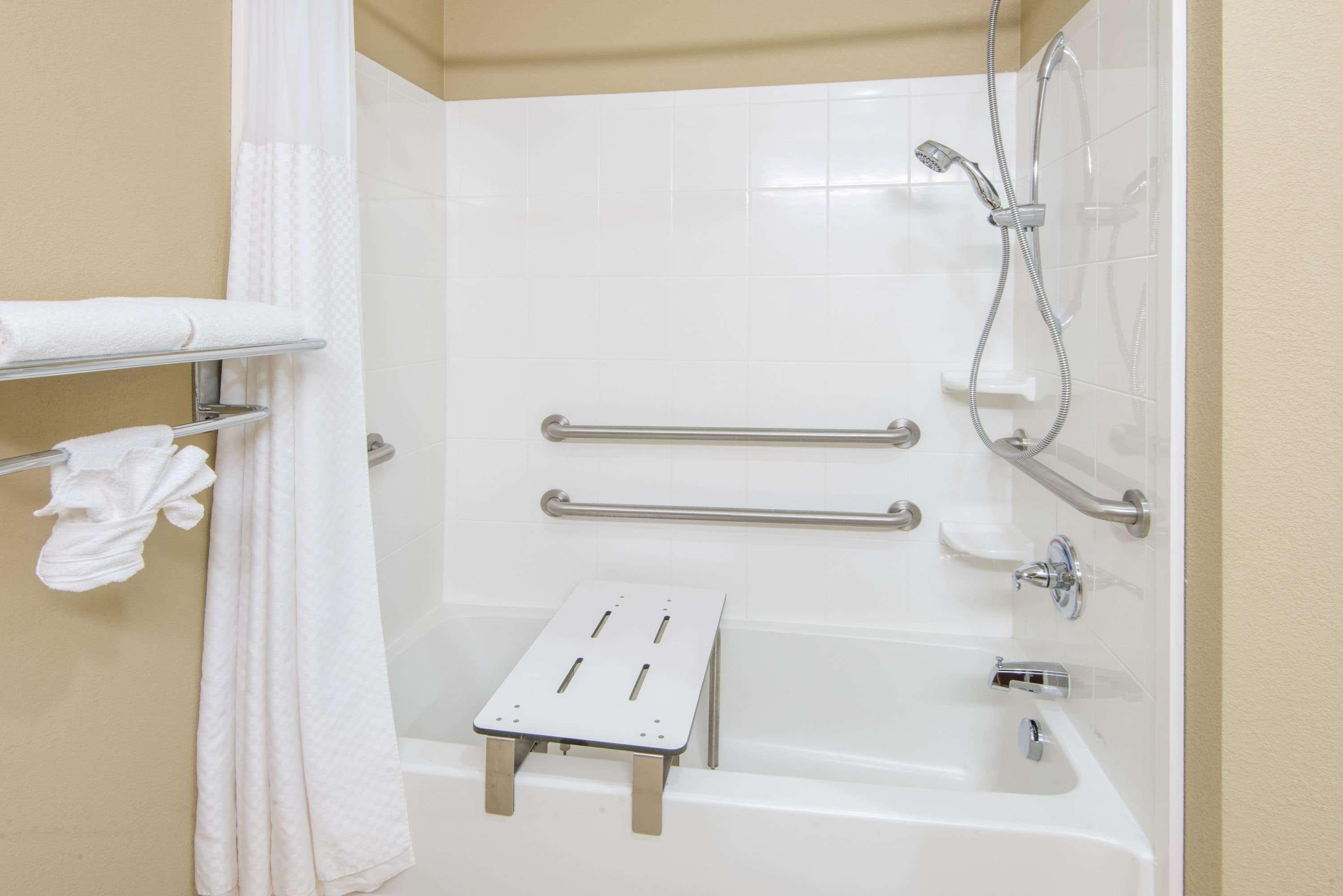 Microtel Inn And Suites By Wyndham North Canton 30/31