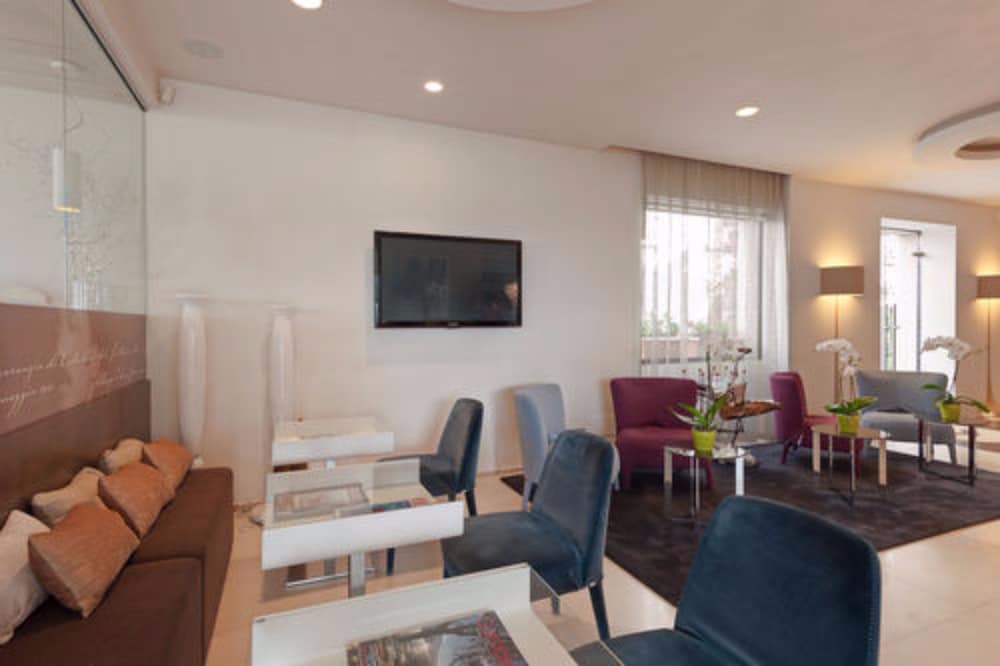 Hotel Eden 30/66