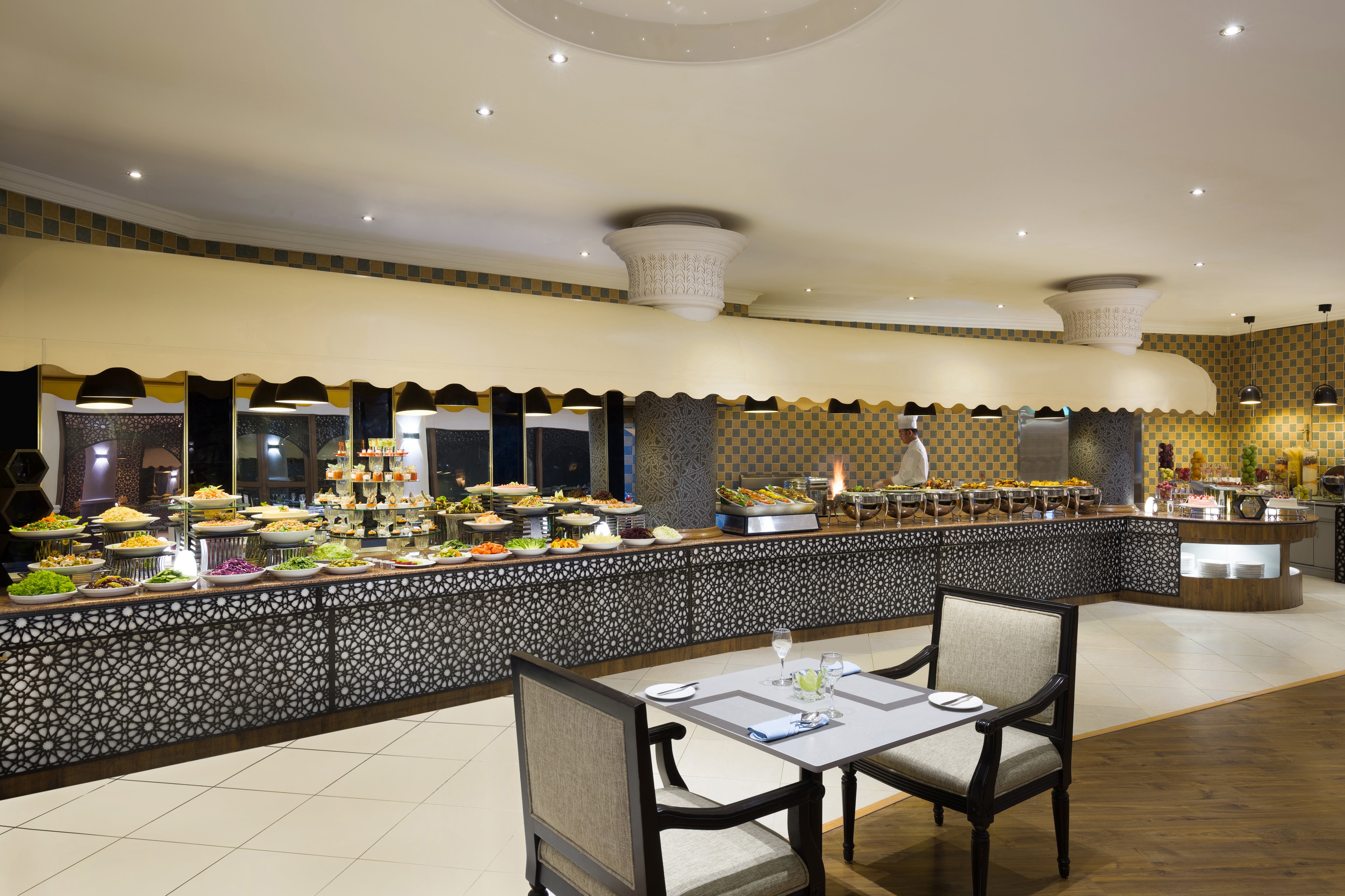 فندق كراون بلازا قصر الرياض(Crowne Plaza Riyadh Palace) 32/50