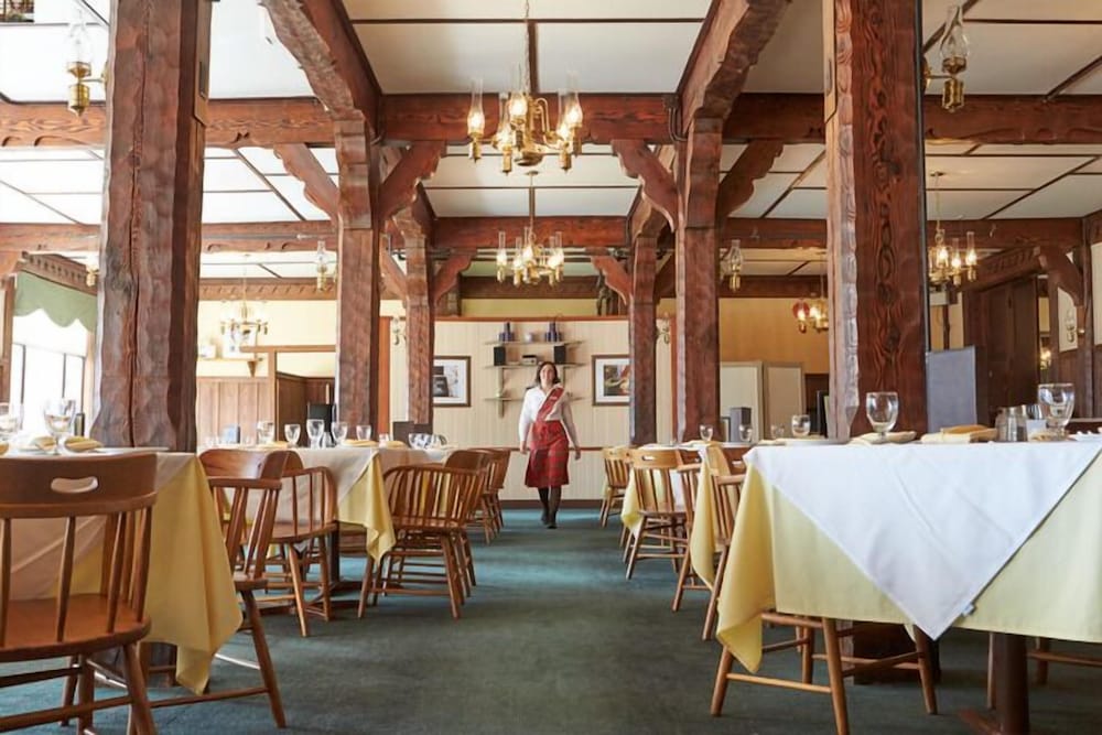 Prince of Wales Hotel 40/57