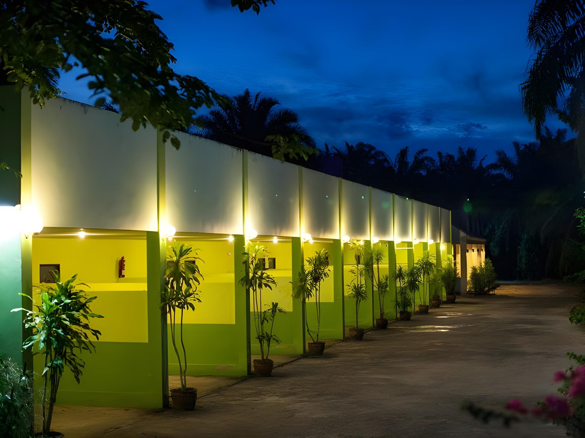 Palm Garden Resort 4/32