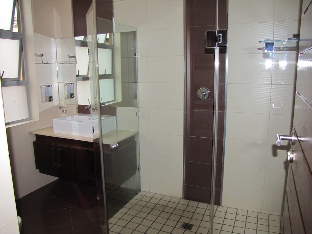 Silver Oak Luxury Accommodation 33/33