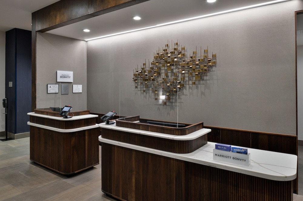 Courtyard by Marriott Raleigh Cary Crossroads 2/38