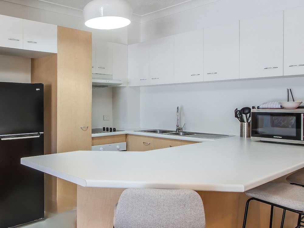 Bella Mare Beachside Apartments 67/77