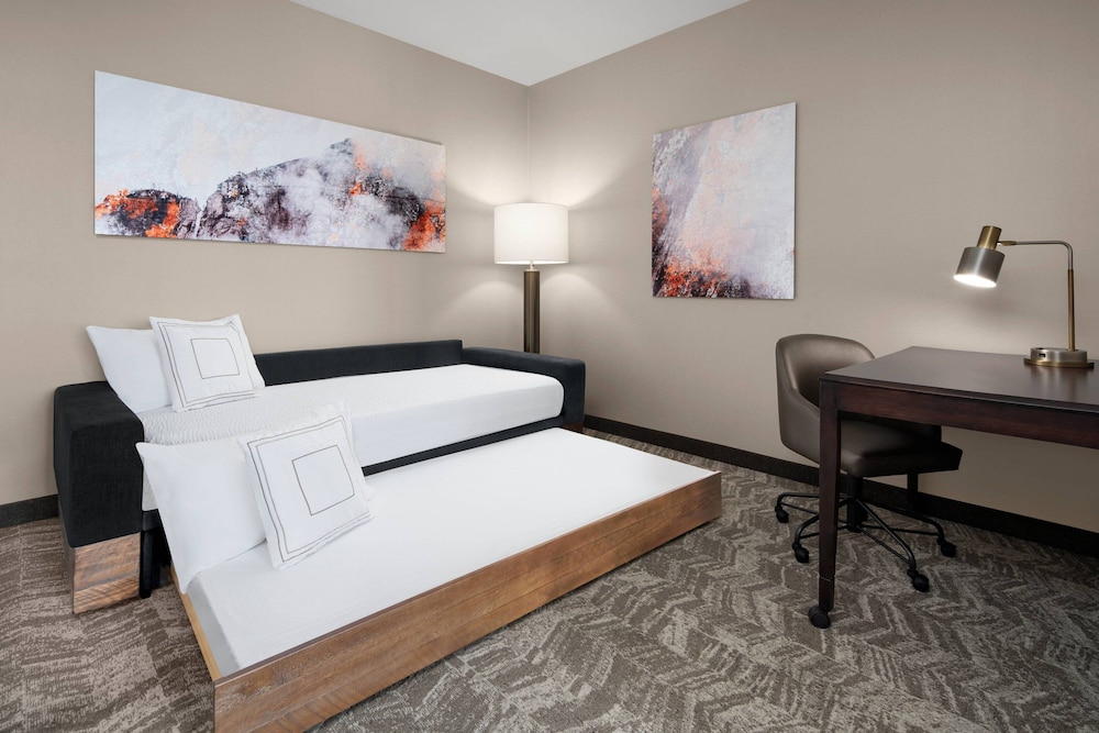 Springhill Suites Denver Airport 40/41