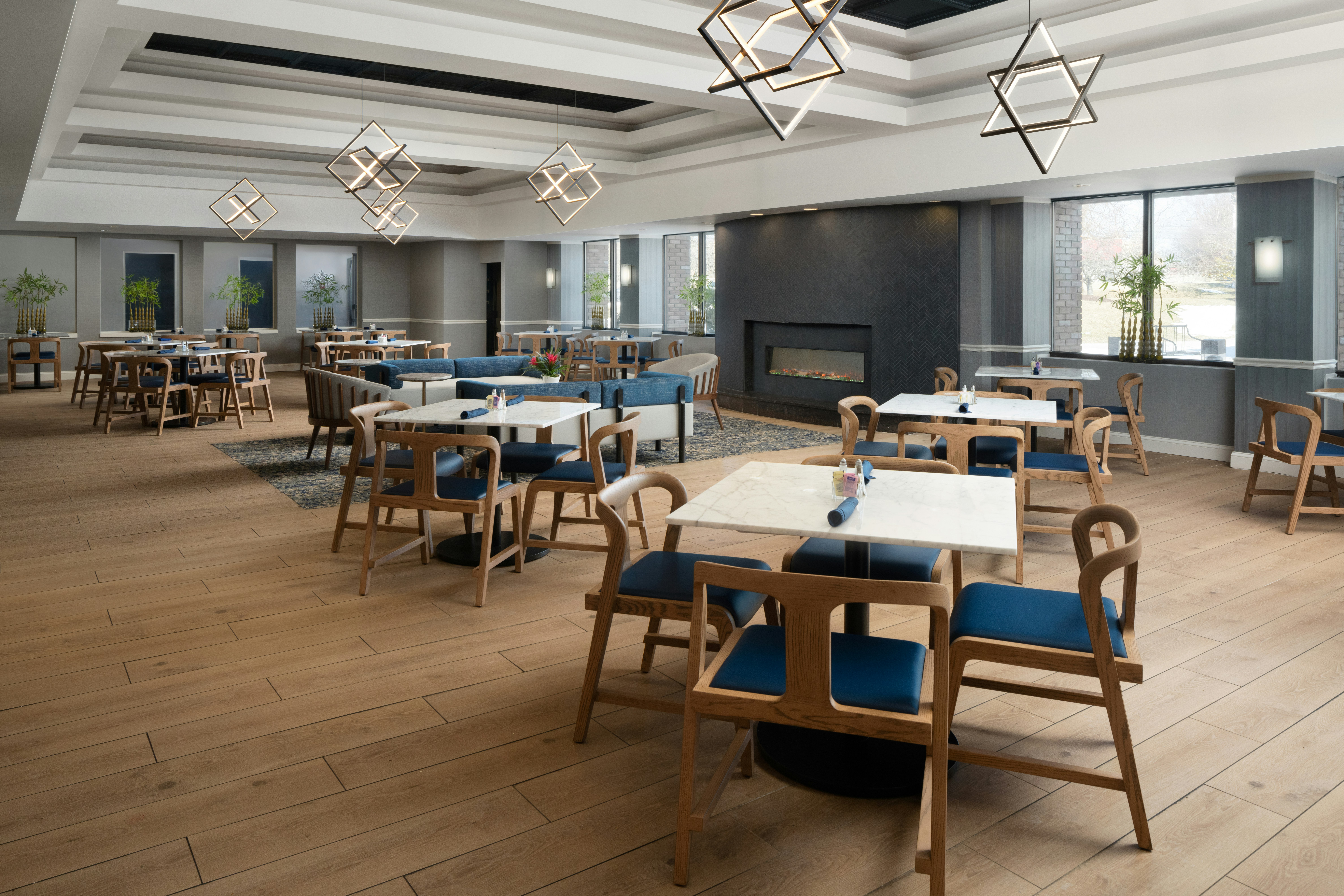 Doubletree By Hilton Hotel Baltimore North Pikesville 52/84