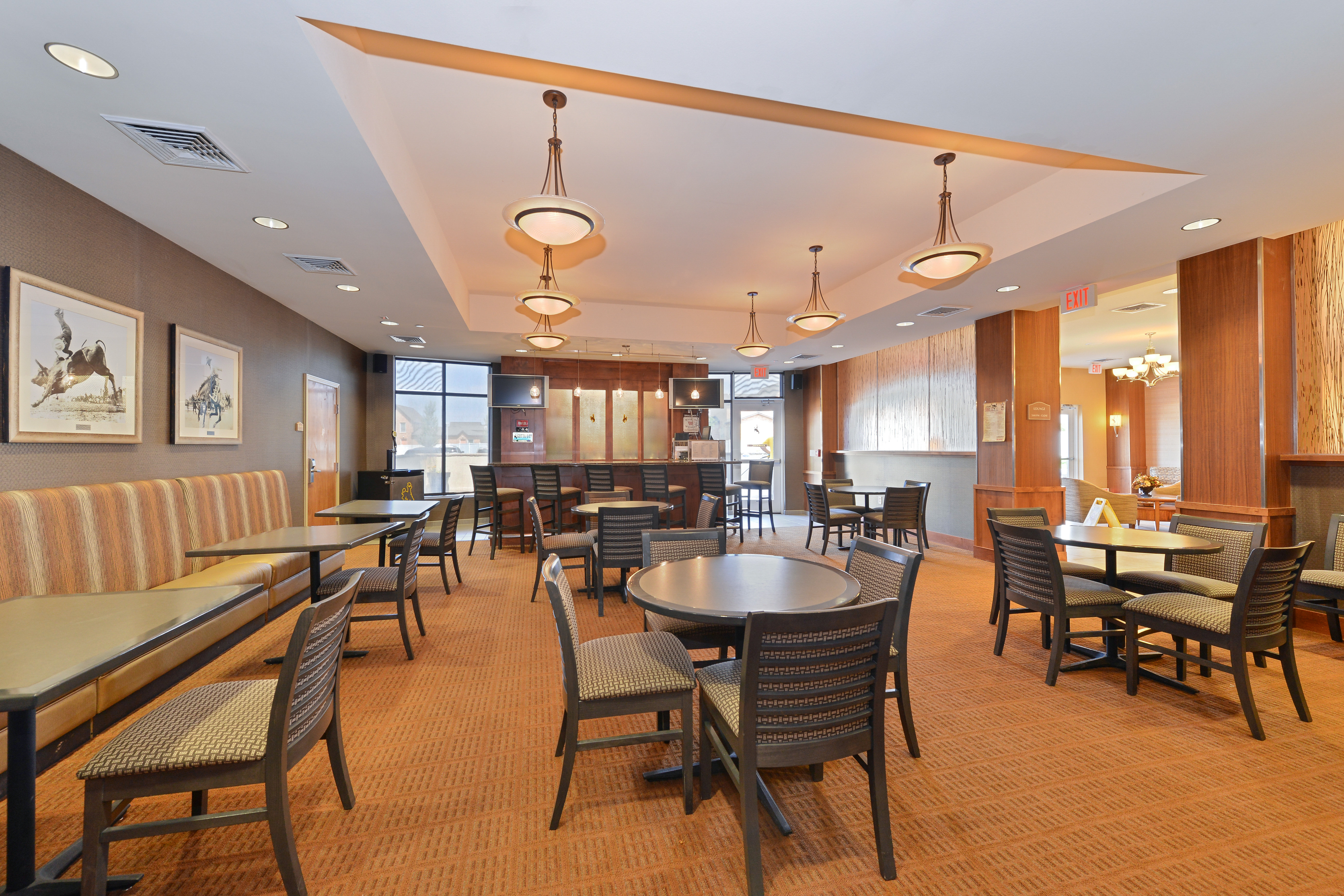 Holiday Inn Laramie 59/79