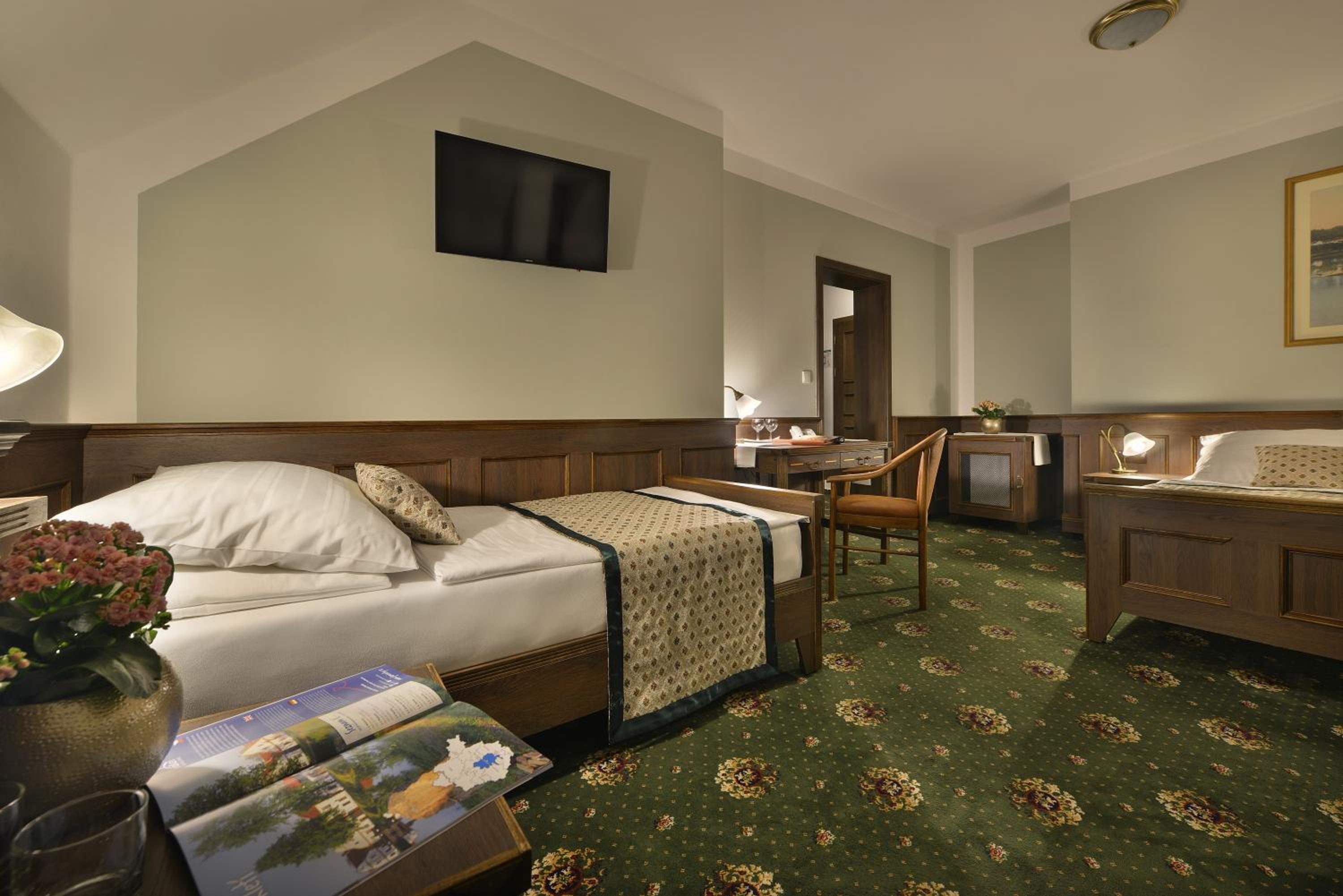 Room at Podhrad, HLUBOKA NAD VLTAVOU