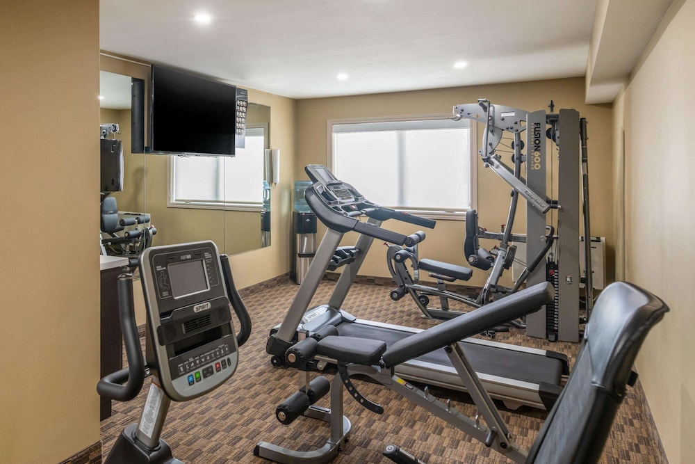 Quality Inn & Suites Bathurst, NB 21/50