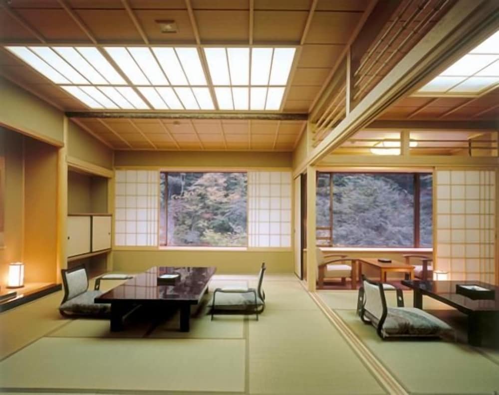 Nishiyama Onsen Keiunkan 23/40