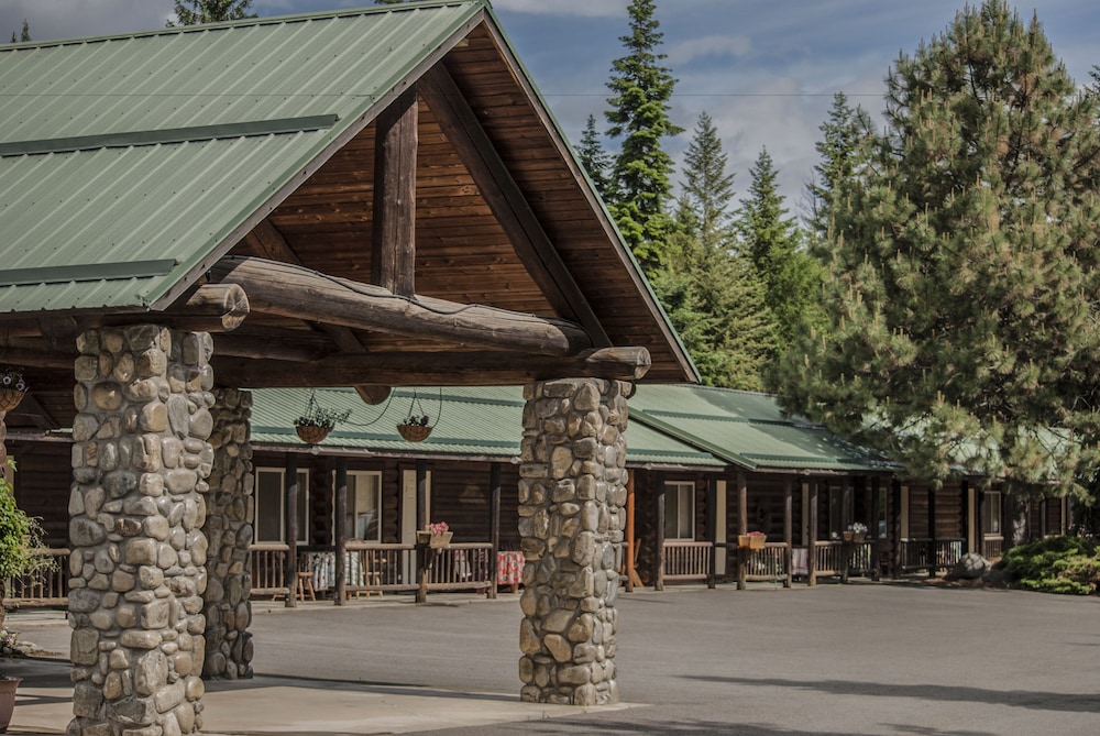 Bonners Ferry Log Inn 3/48