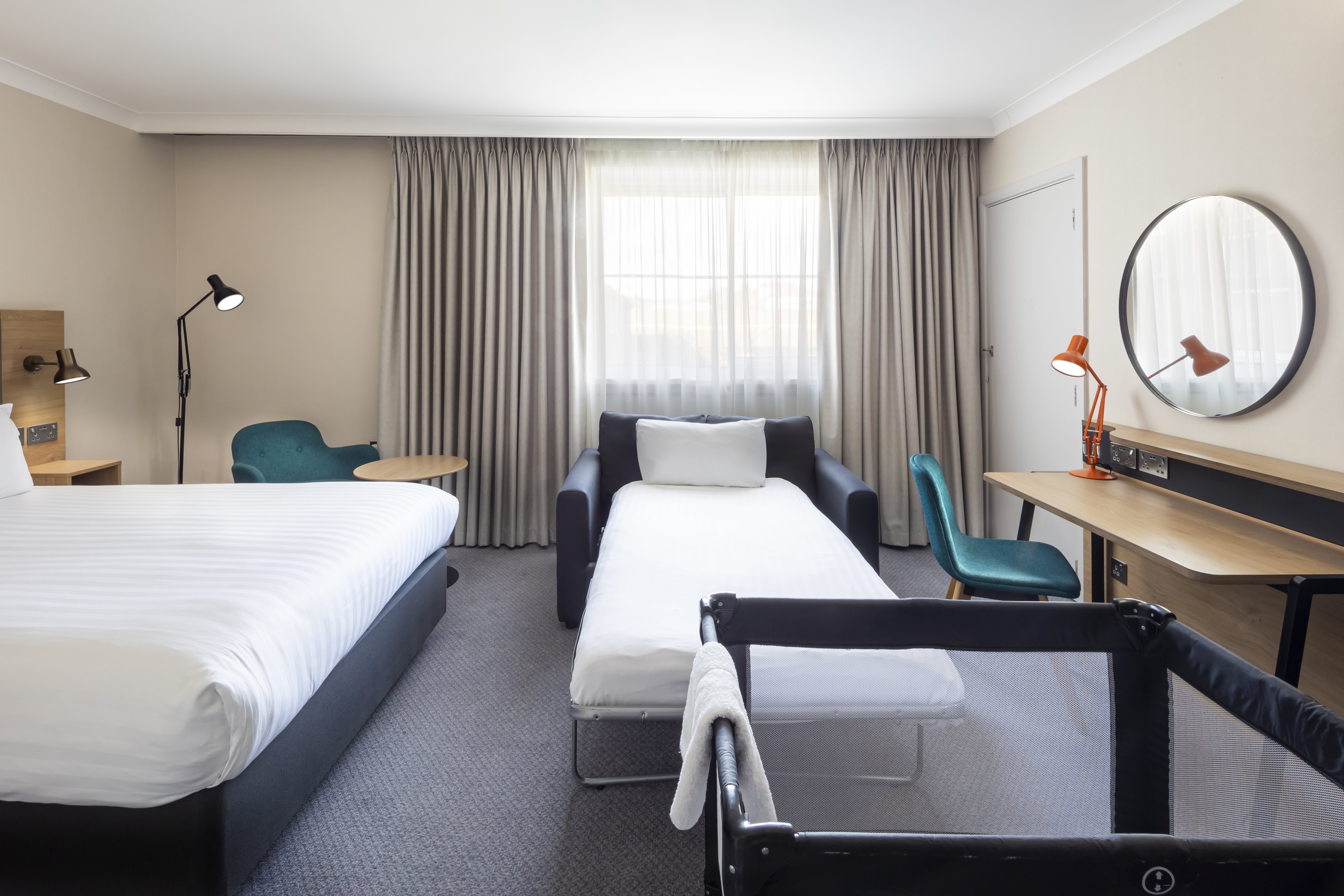 Holiday Inn High Wycombe M40 Jct. 4 21/59