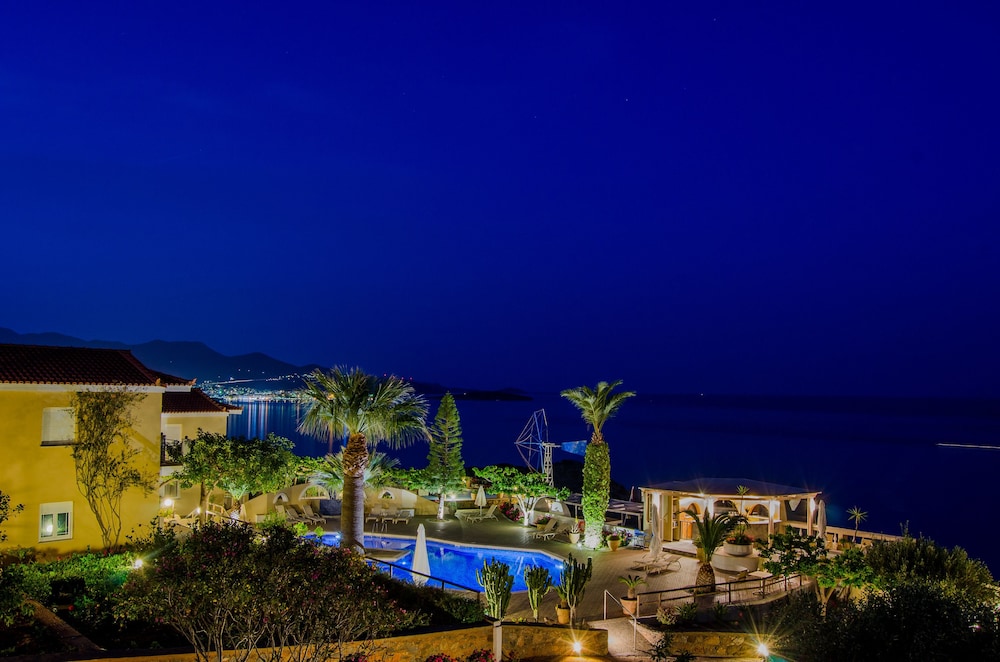 Panorama Villas 16/30