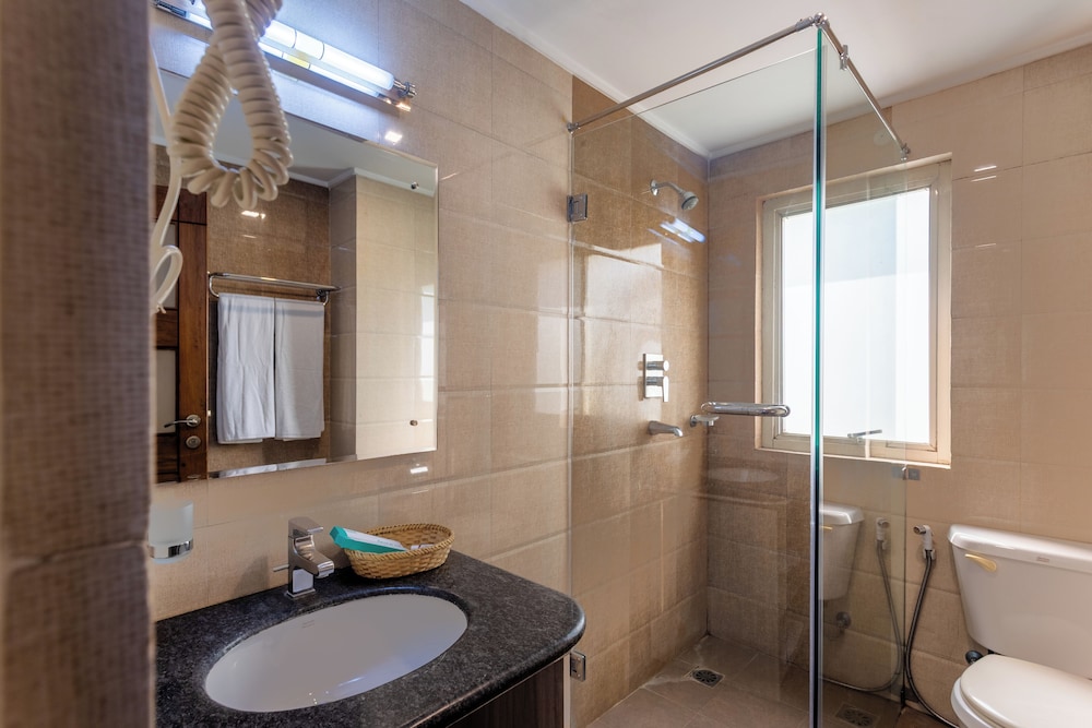 Suite Homes 50/50