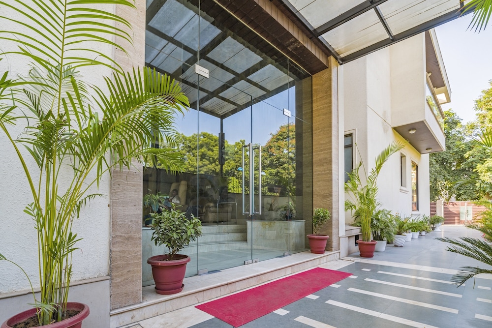 Royal Residence On Mg Road 22/26