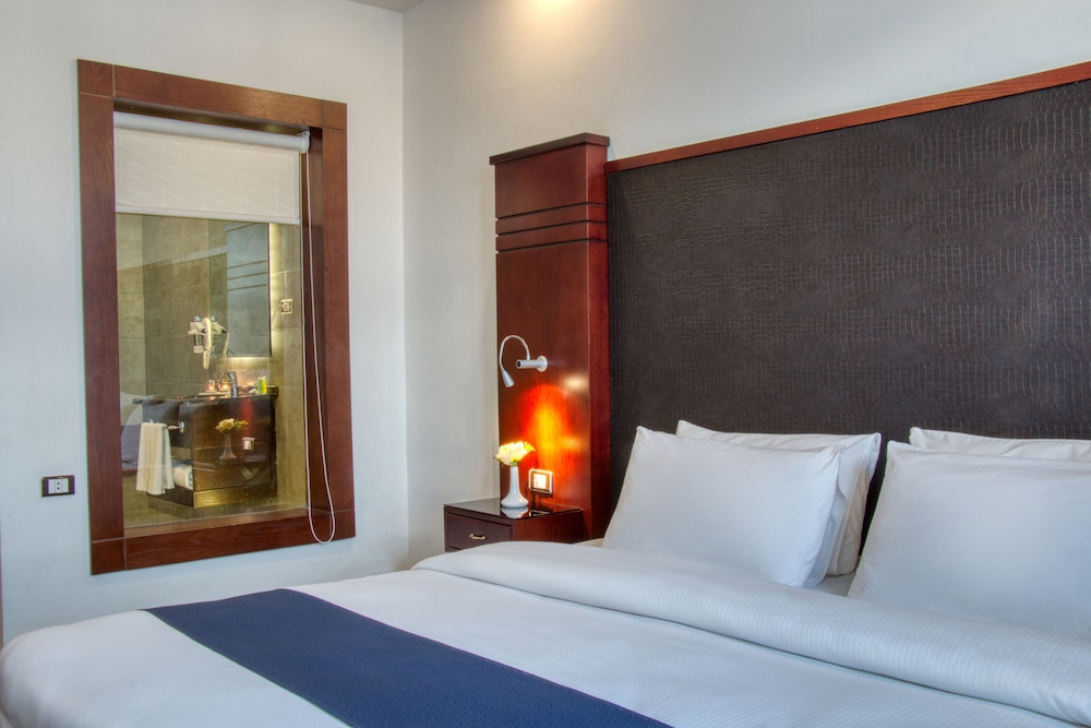 RUM HOTELS - AL WALEED 31/66