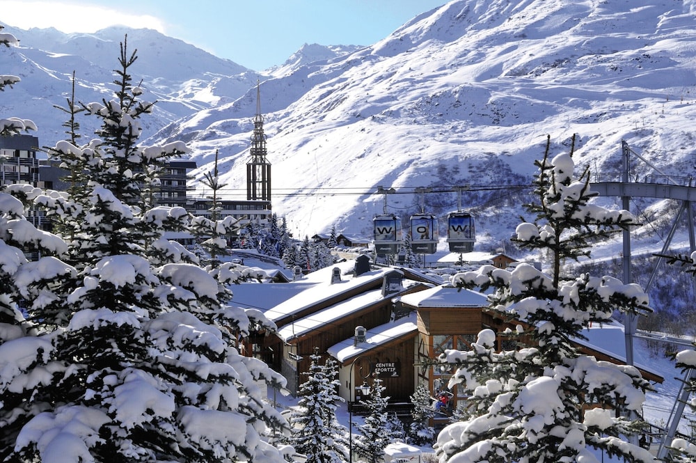 Club Belambra Les Menuires Neige & Ciel in LES MENUIRES