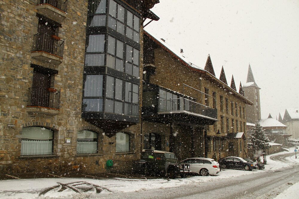 Villa de Sallent 4 1/52