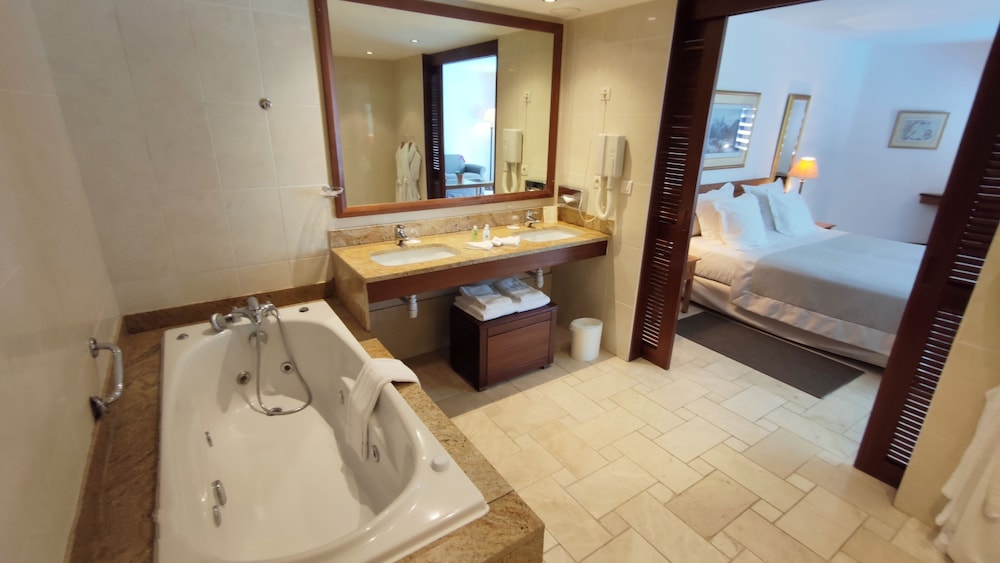 Le Saint Alexis Hotel & Spa 42/45