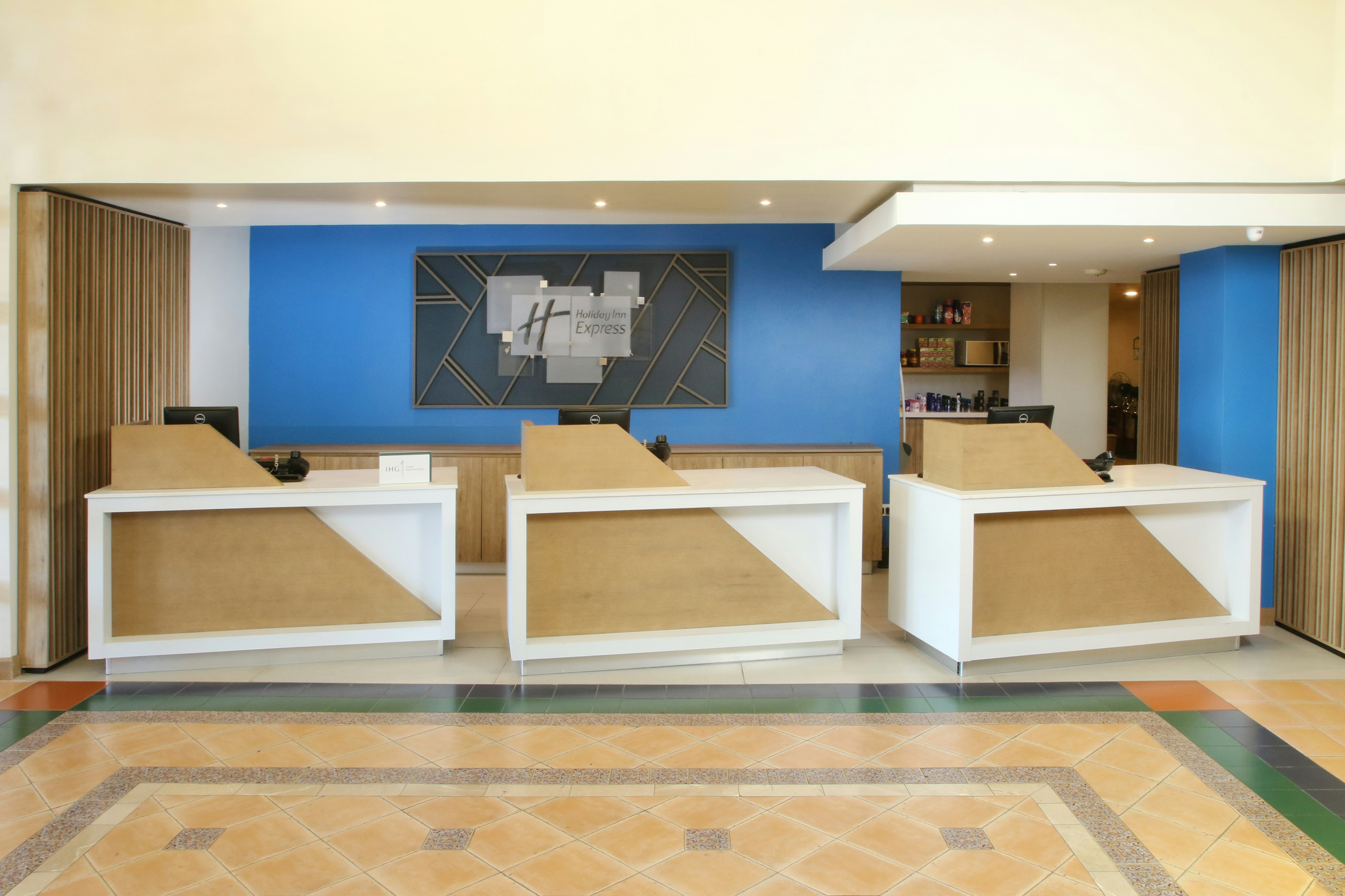 Holiday Inn Express Torreon 12/69