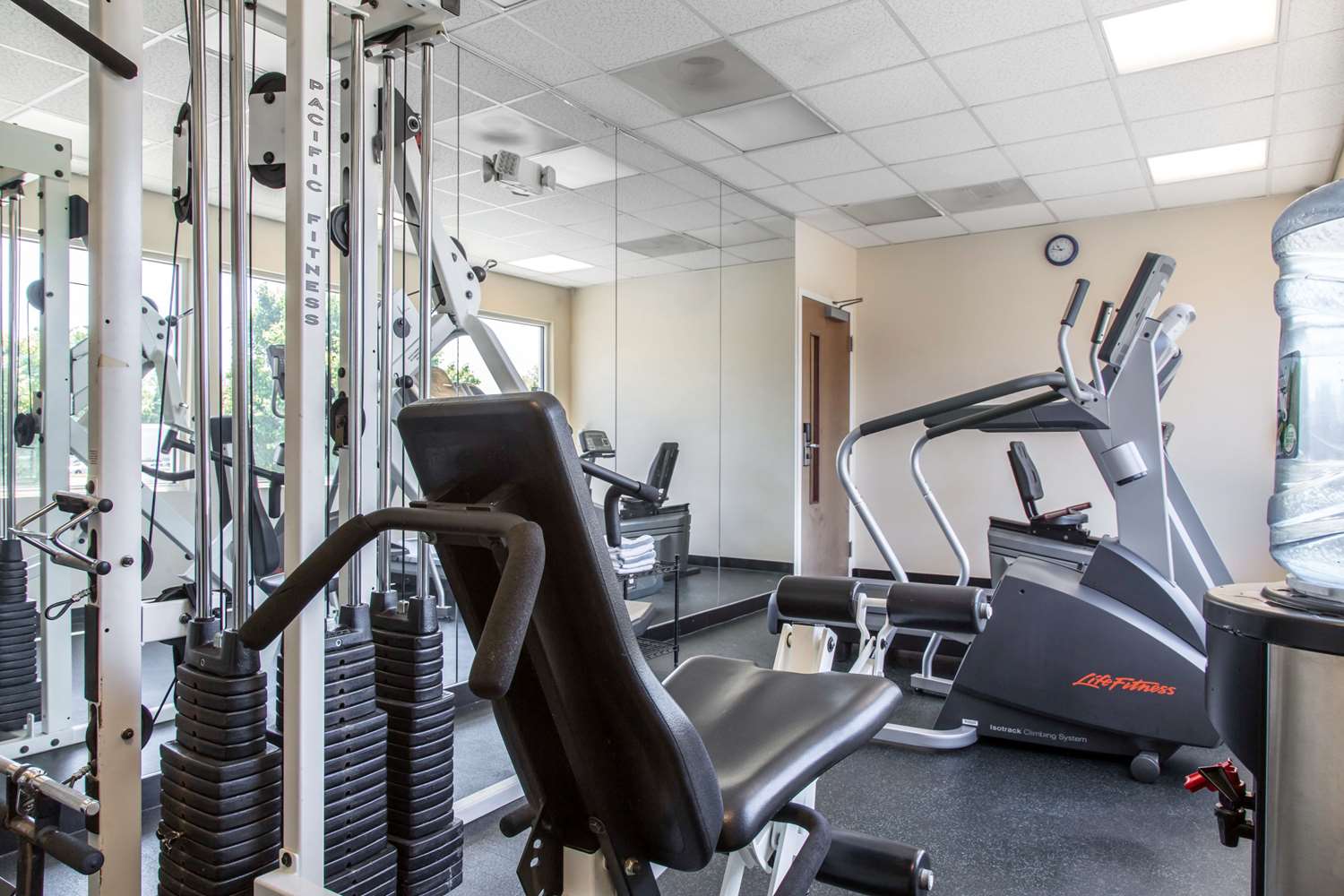 Quality Inn and Suites Danbury Near University 34/44