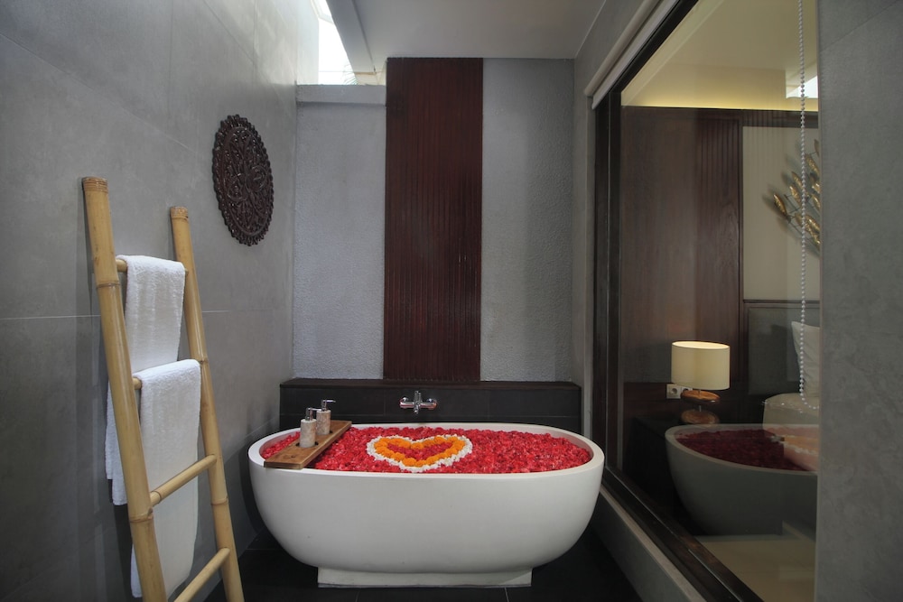 Sudha Villa Bali Baik-Baik 50/50