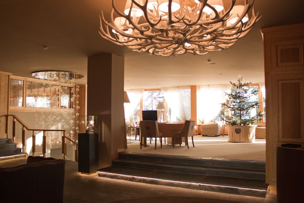 Hotel Royal 3/50
