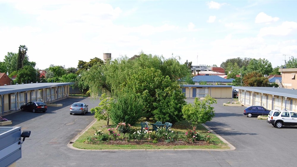 WANGARATTA MOTOR INN 5/28