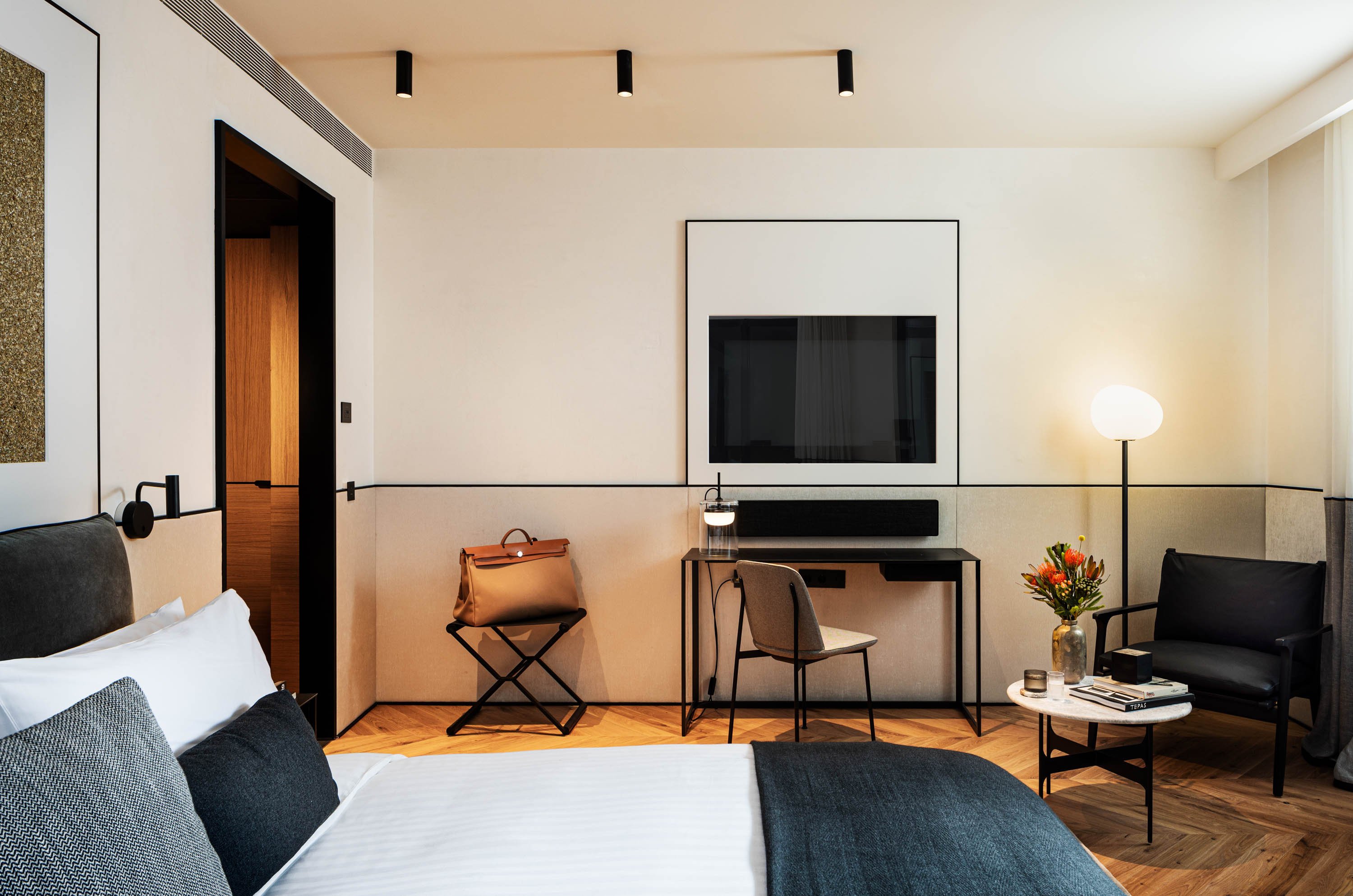 Juno Hotel Sofia, a Member of Design Hotels 18/26