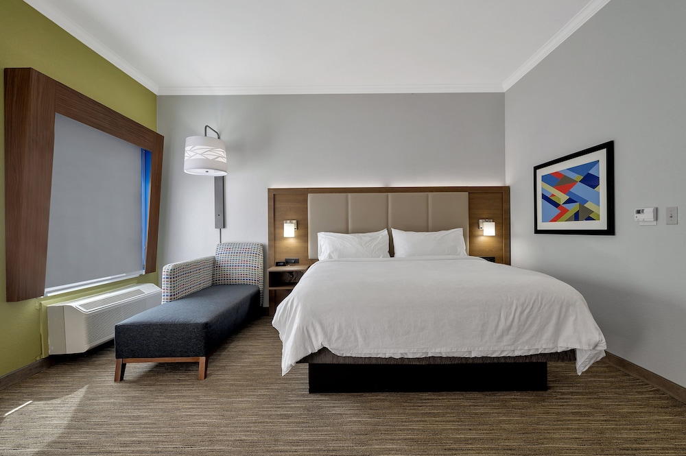 Holiday Inn Express Hotel And Suites Lufkin South 31/68