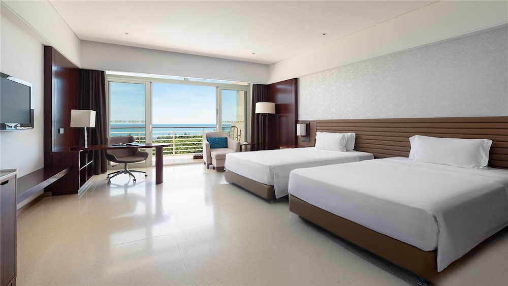 Super, 2 Double Beds, Ocean View