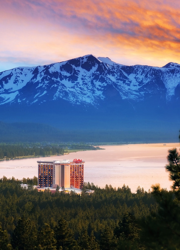 Ballys Lake Tahoe Casino Resort (Ex MontBleu Resort Casino and Spa) 64/68