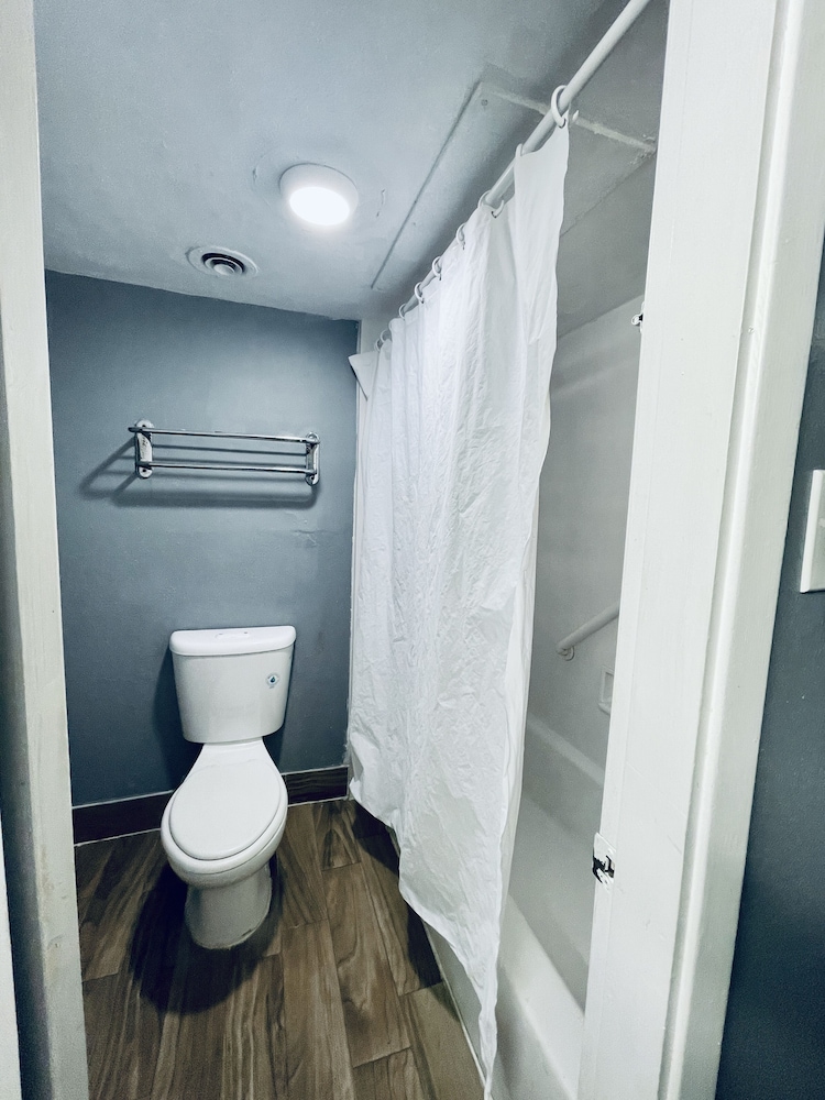 Extended Stay SA 27/30