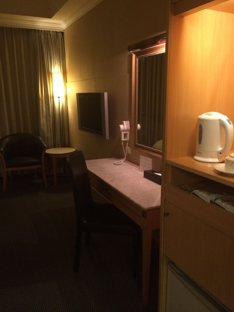 All Fun Business Hotel 34/46