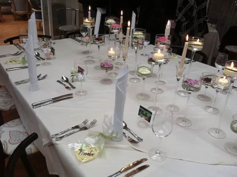 Woodlands Lodge Hotel 32/48