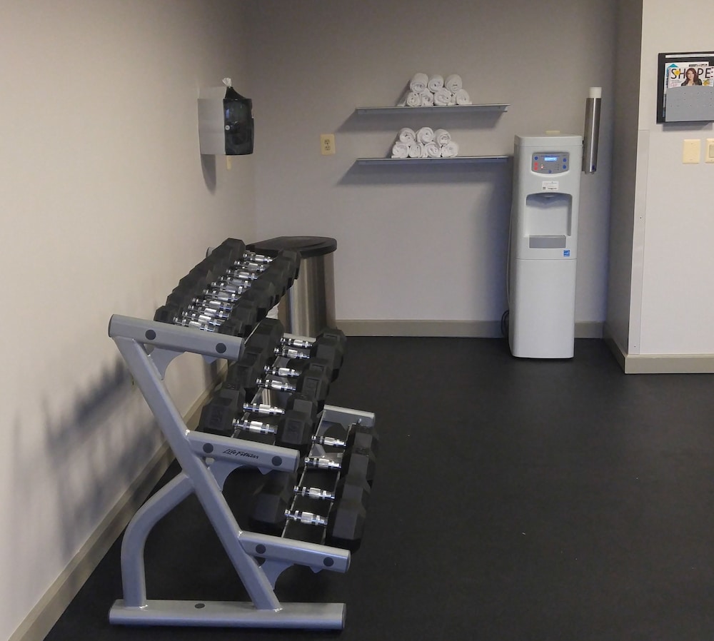 Country Inn & Suites by Radisson, Baltimore BWI Airport 18/40