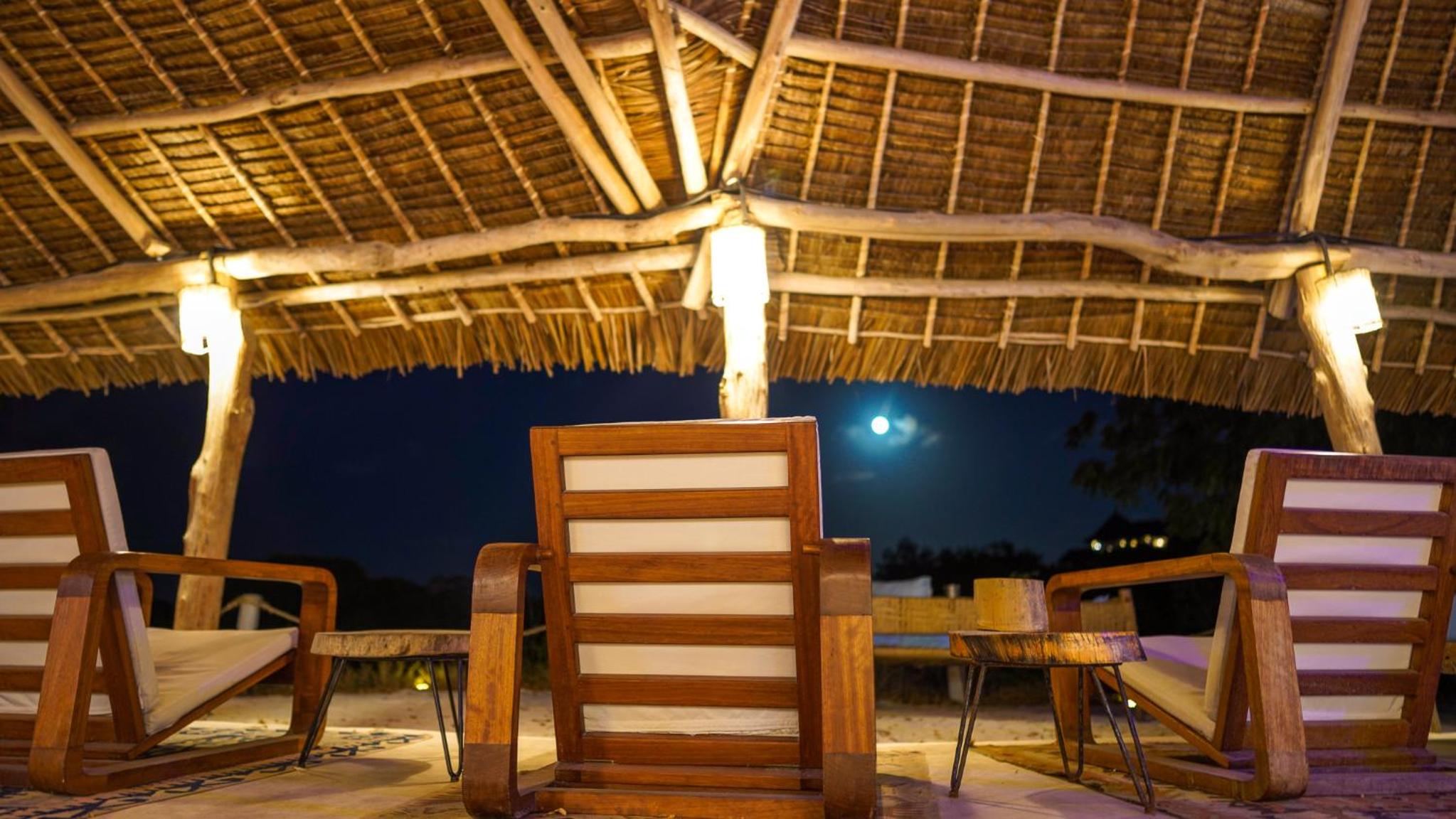 Merry Crab Cove Beach Resort 33/54