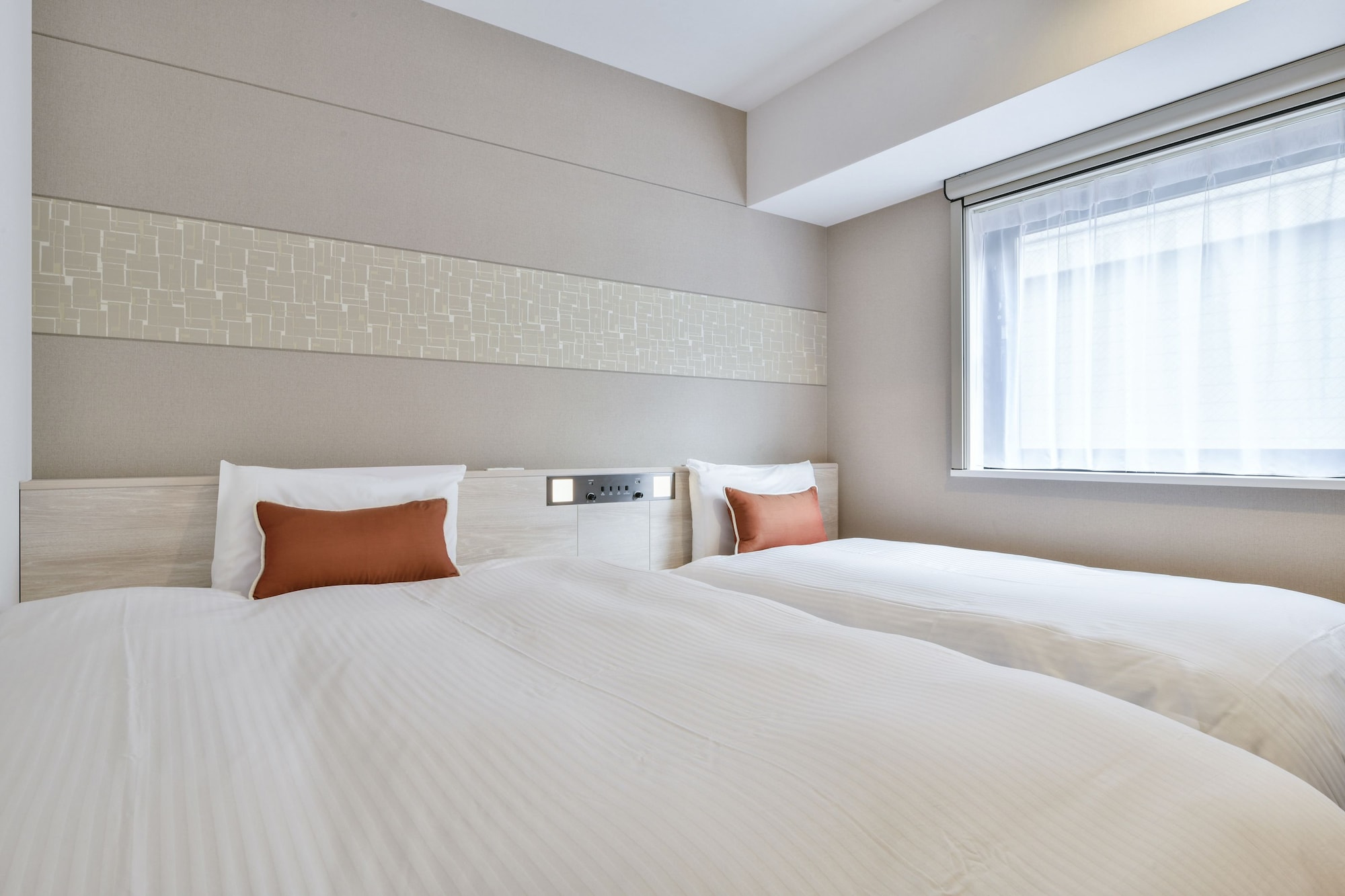 COMFORT, DOUBLE BED