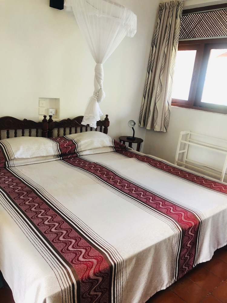 Hotel Hemadan 9/50