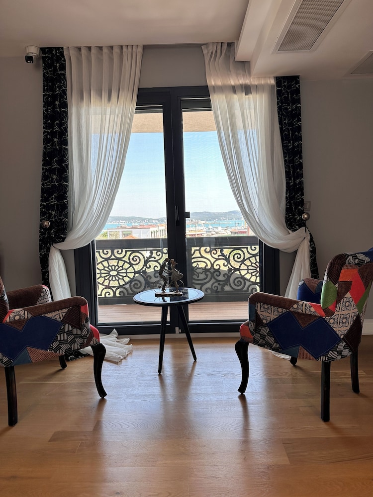 Cunda Eye +16 Adult Only 24/50