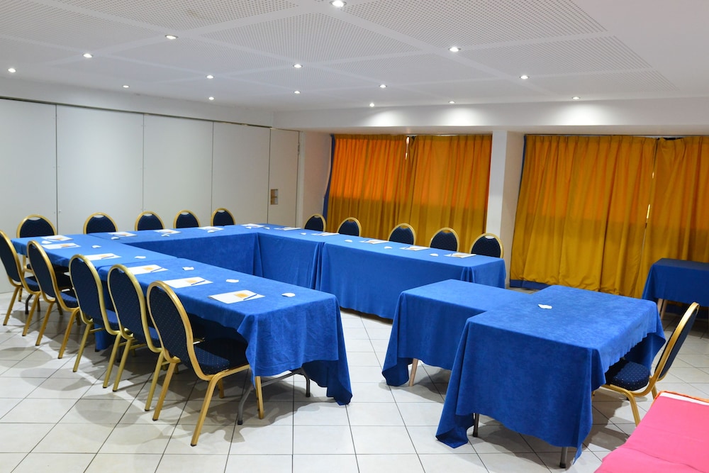Hotel Fleur Depee 64/74