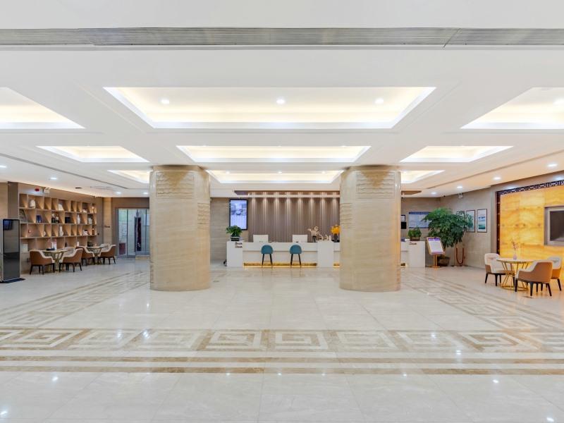Lobby at GreenTree Eastern Chizhou Changjiang Middle Road RT-Mart Hotel, CHIZHOU