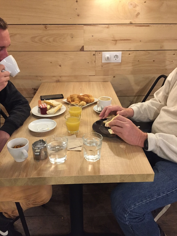 SANT ANTONI HOSTAL, Sustainable Tourism 32/50
