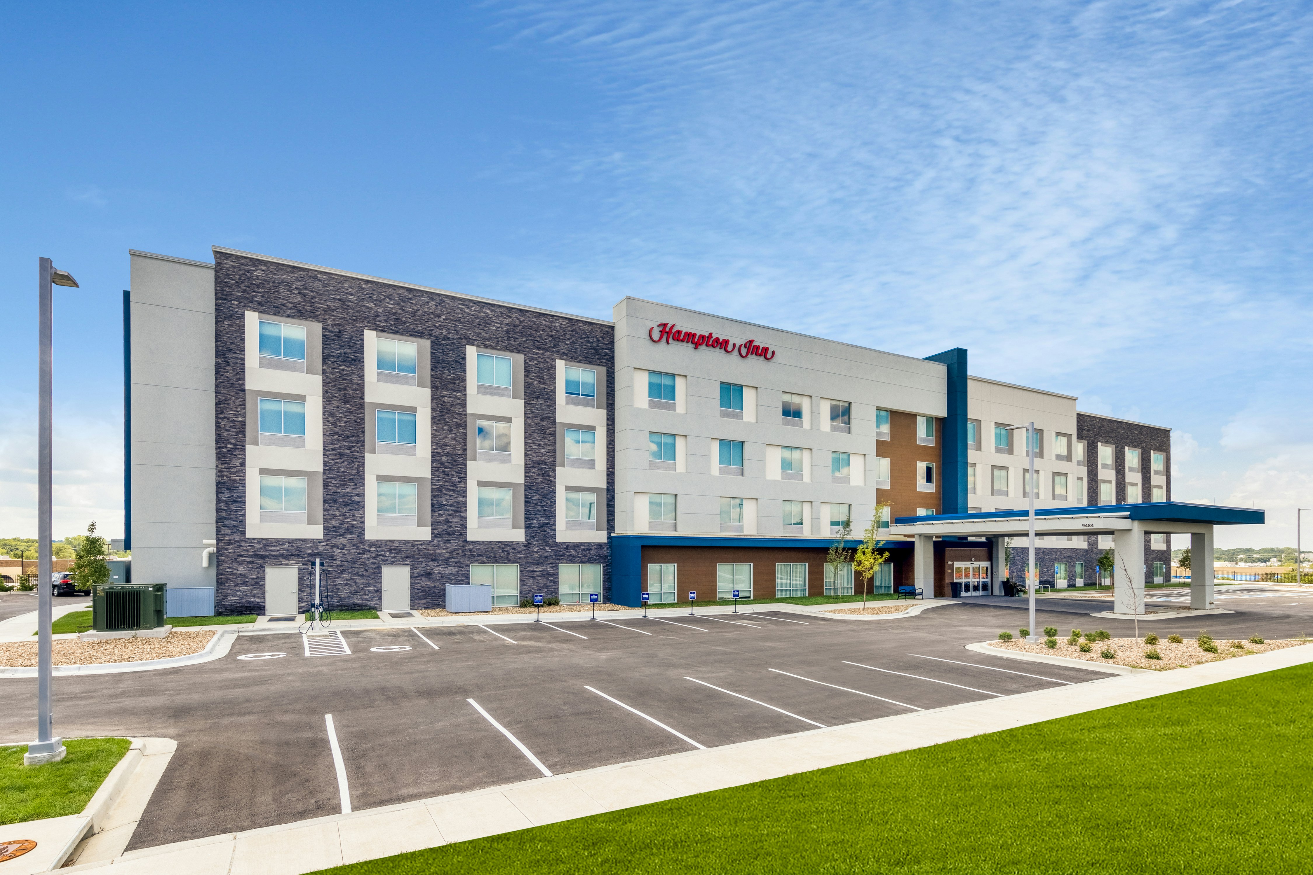 Hampton Inn Kansas City Southeast, MO 13/21