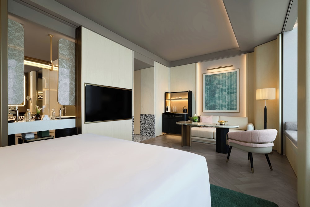 Fairmont Gold, King Bed, Sea View