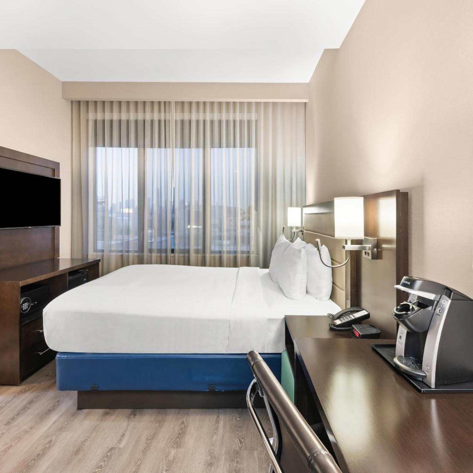 Efficiency, Queen Bed، Comfort Inn Prospect Park-Brooklyn 3/4